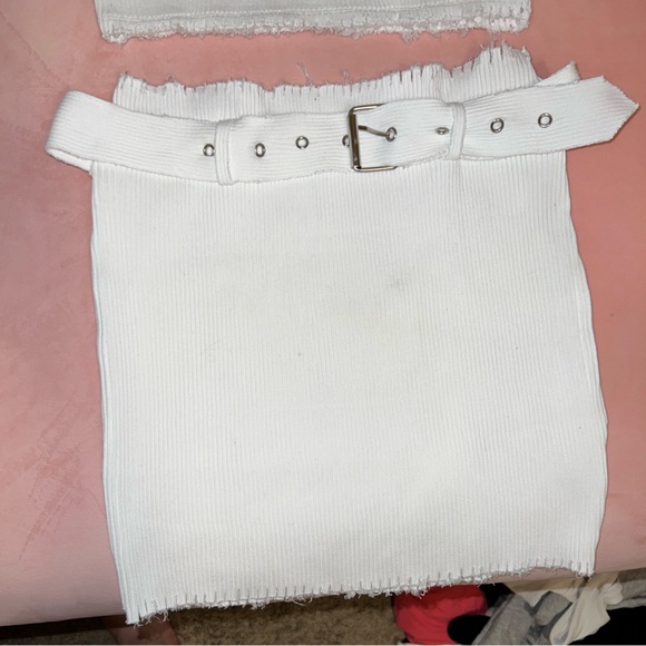 MATCHING WHITE SET - Picture 6 of 8